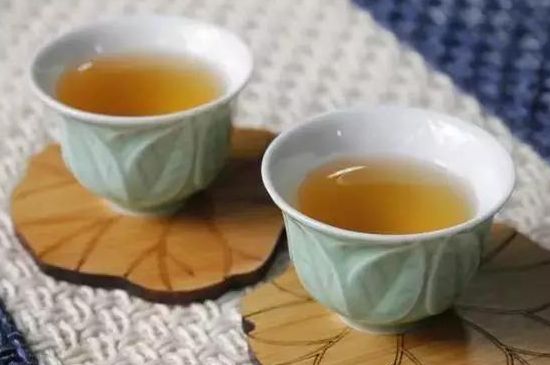 茶的三個(gè)禮儀，茶的禮儀小知識(shí)