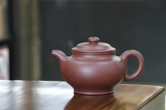 剛買的紫砂壺要怎么開壺養(yǎng)壺，<a href=http://m.gangofyouth.com/chaju/zisha/ target=_blank class=infotextkey>紫砂壺開壺</a>與養(yǎng)壺的方式方法