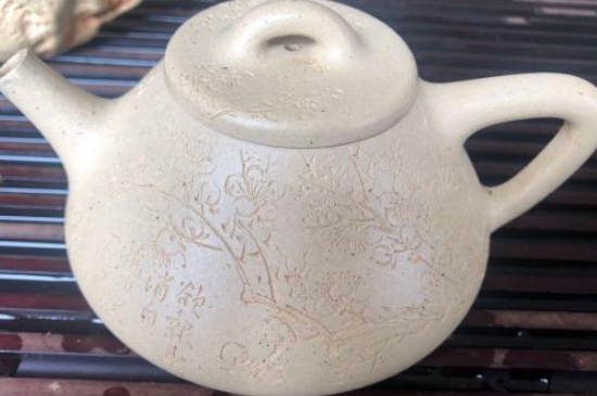 新買(mǎi)的紫砂壺為什么會(huì)裂，真的紫砂壺是不是很容易開(kāi)裂？