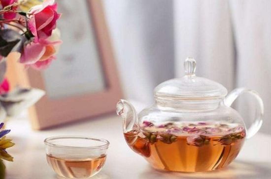 玫瑰花泡茶祛斑要多久見效，喝玫瑰花茶多久能祛斑？
