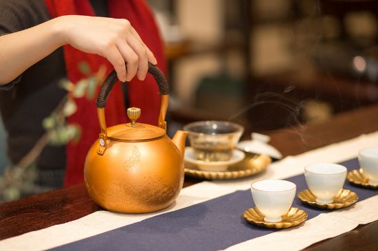 銅壺煮茶危害，銅壺長(zhǎng)期泡茶有毒嗎