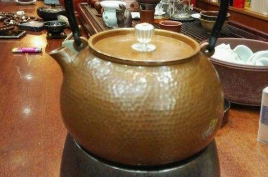 用銅壺燒水有什么禁忌，銅壺煮水的兩大忌諱和好處