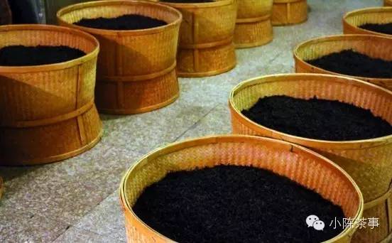 怎樣炭焙巖茶？揭秘武夷巖茶的炭焙技藝