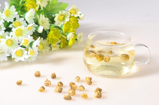 喝菊花茶有什么效果，女人長期喝菊花茶好嗎？