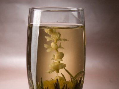 女孩喝茉莉茶的好處，茉莉花茶女生喝好嗎？