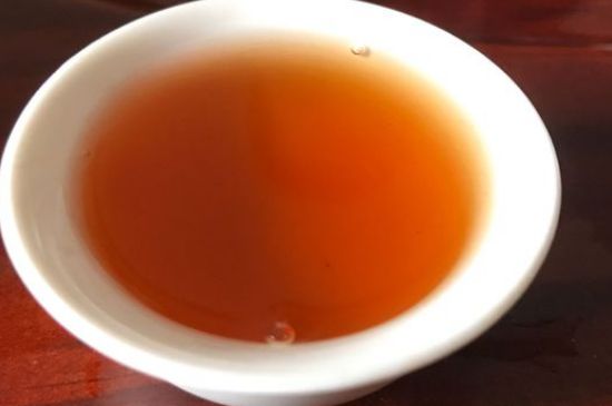 正山小種喝起來苦澀有點(diǎn)酸對嗎，正山小種發(fā)酸有害嗎