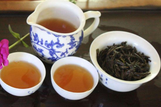 大紅袍四大品種有哪些，大紅袍的種類和著名品種特點(diǎn)介紹