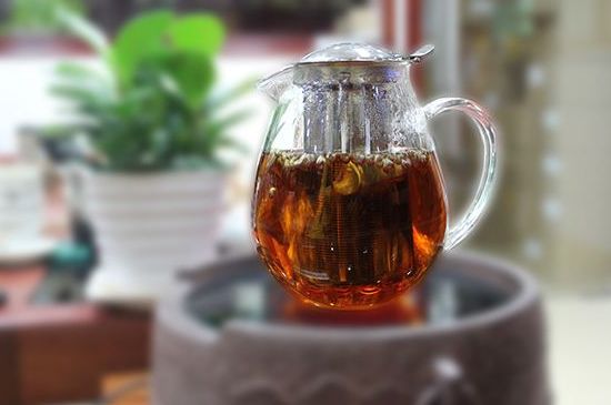 福鼎白茶要喝老的嗎，為什么喝白茶要喝老茶存新茶？