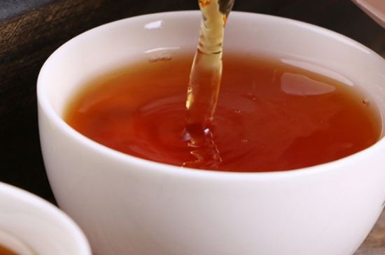 正山小種對(duì)胃好嗎，正山小種養(yǎng)胃還是傷胃