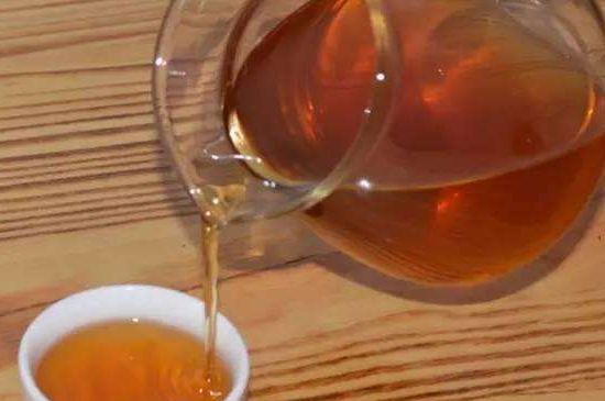 伏茶里的金花是黃曲霉素嗎，金花茯茶里的是什么菌