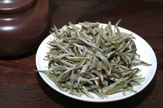 什么人不能喝白茶，白茶不宜什么人喝？