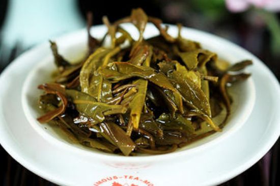 茯磚茶與普洱茶哪個(gè)好，茯茶和普洱茶口味區(qū)別