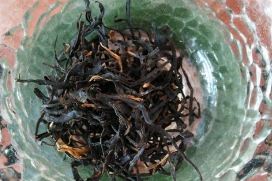 女人晚上喝紅茶好嗎，女人紅茶啥時候喝最好？