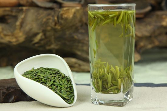 竹葉青和雀舌哪個貴，竹葉青茶貴嗎？