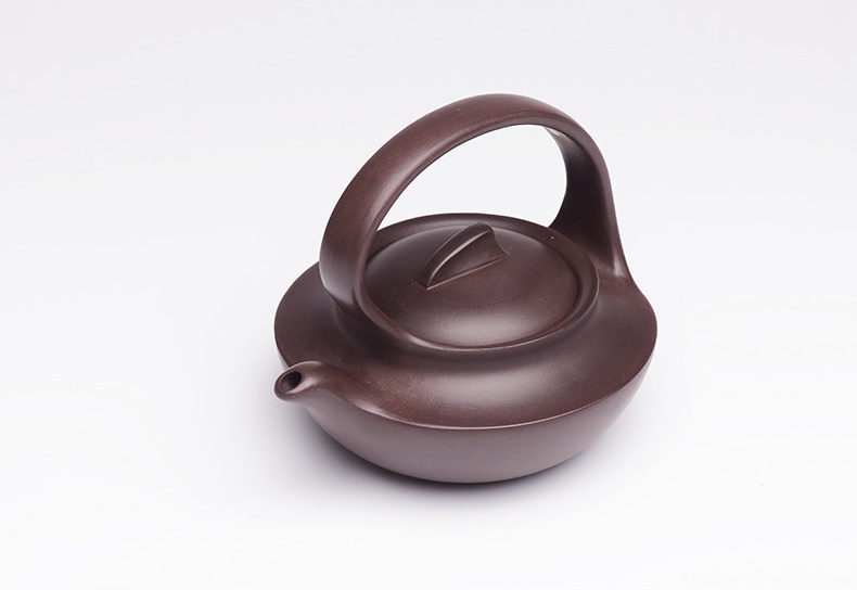 提梁精美紫砂壺，創(chuàng)意手工紫砂壺